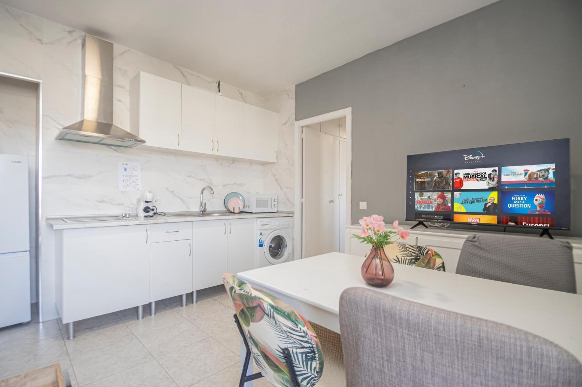 Perfect Getaway In Triana - 15m Walk Giralda Séville
